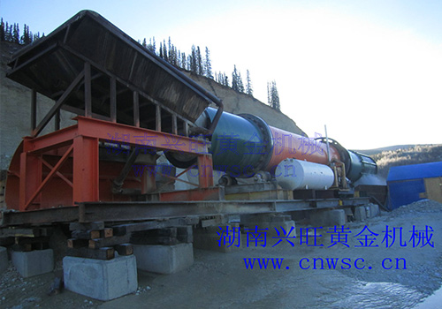 脫泥選金機(jī)作業(yè)中